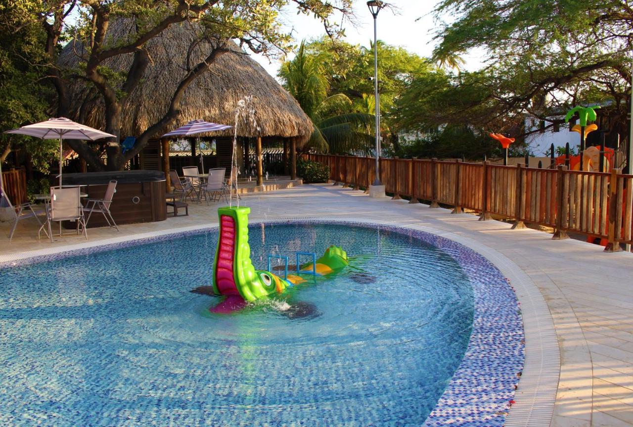 Santa Marta, Frente Al Mar En Samaria Club De Playa, Sector Pozos Colorados